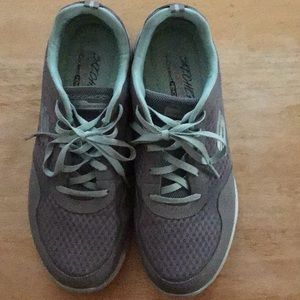 Skechers Lite Weight